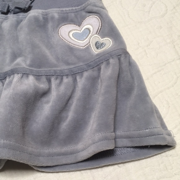 12m (4/$20) Gray Velour Skorts by The Children’s Place - Picture 2 of 11